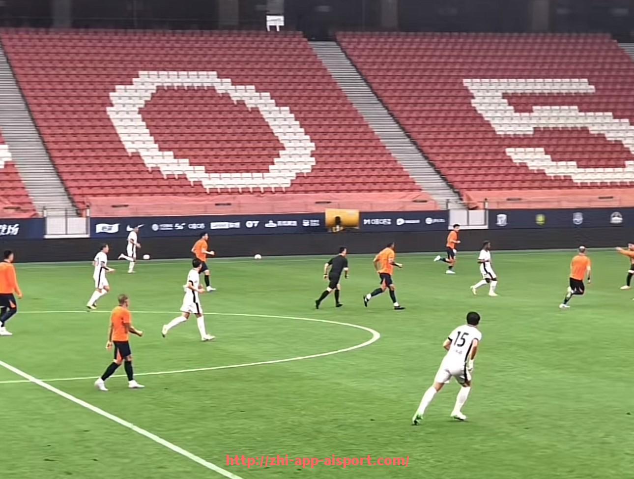 爱体育app-火箭队历史上五十佳球的精彩回顾